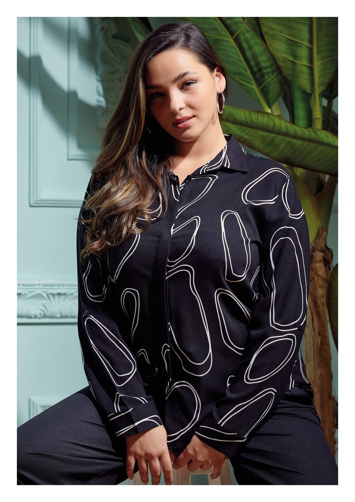 Γυναικείο κλασικό πουκάμισο βισκόζη σε μεγάλα μεγέθη - Κύκλους